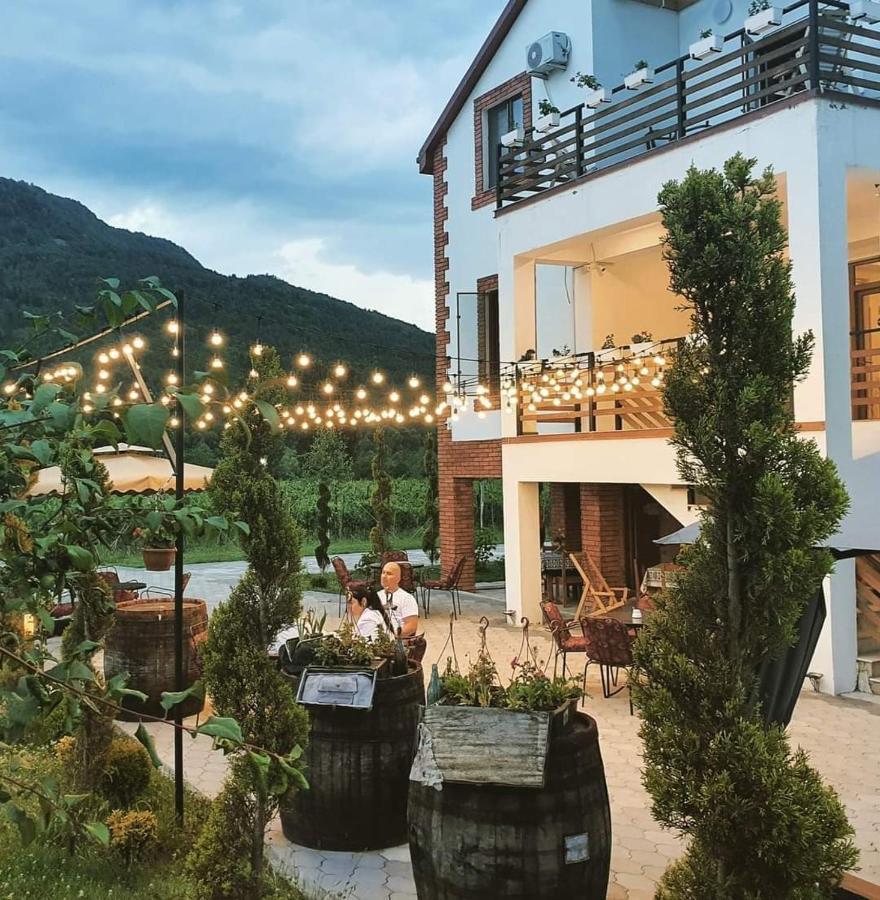 Hotel Karse Ambrolauri Exterior foto